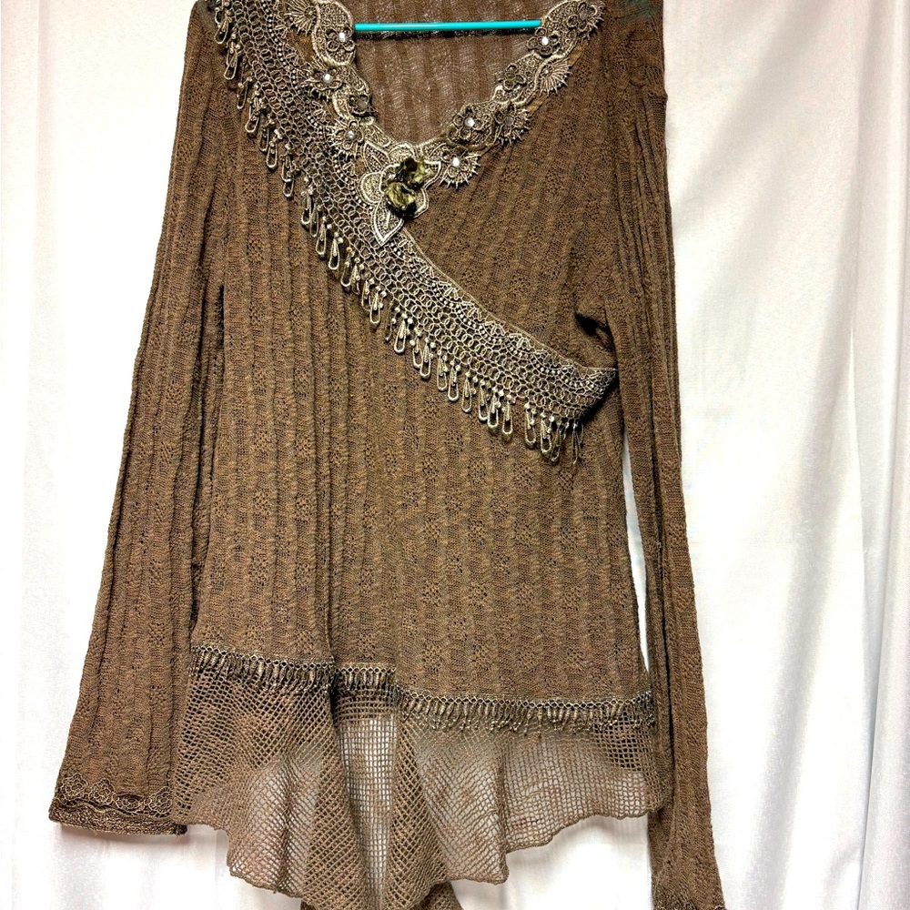 Women’s Vandana brown lightweight long-sleeve sweater with tons of details - XL - Picture 10 of 10